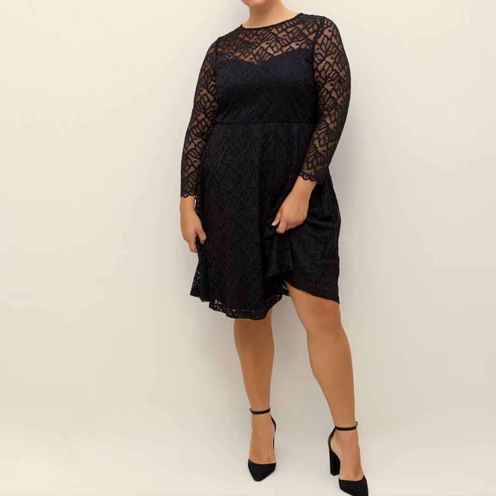 Penningtons Elegant Black Lace Dress Fit & Flare
